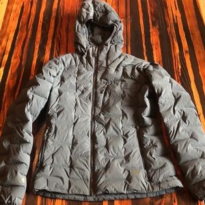 Mountain Hardwear Stretch Down DS Hooded Jacket